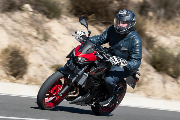 Why the Kawasaki Z500 is the Ultimate JDM-Adjacent Daily Commuter
